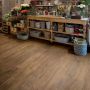 magasin avec le carrelage sol imitation bois Nespolo