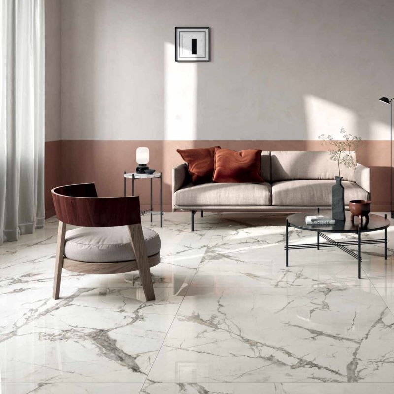Carrelage sol dans salon avec le carrelage imitation marbre Salcedo Evo