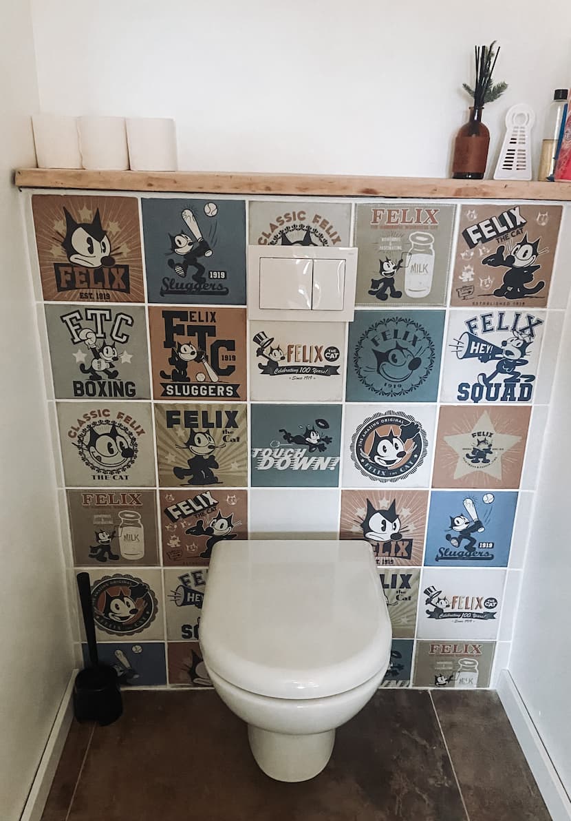 Du carrelage pour les toilettes enfants