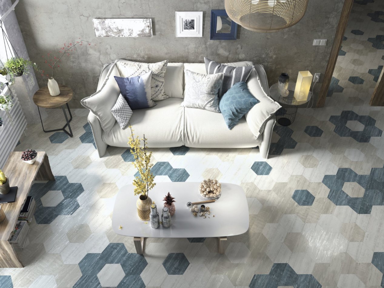 Carrelage hexagonal au salon avec plusieurs couleurs chaudes
