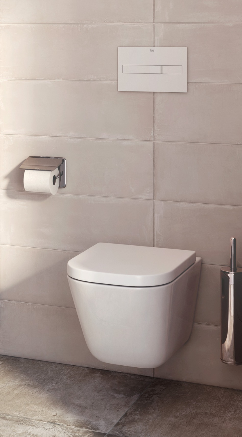 Un produit de qualité pour les toilettes, carrelage mural dénuancé.