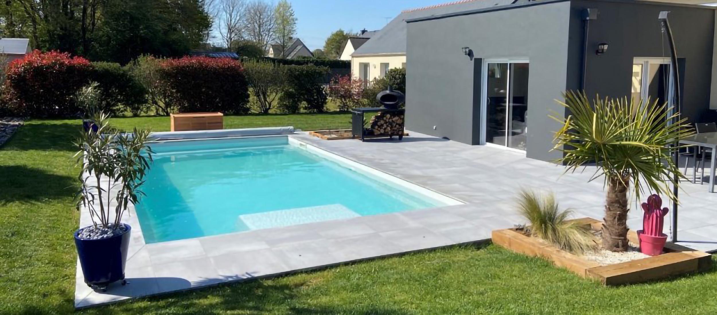 Réalisation terrasse par Carrelage et bain à Pontchâteau