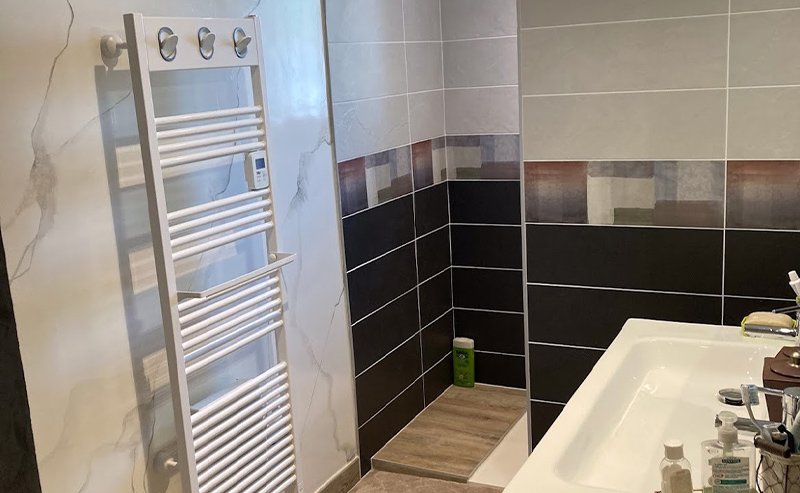 Rénovation salle de bain par le magasin salle de bain Carrélia à Montélimar Sud