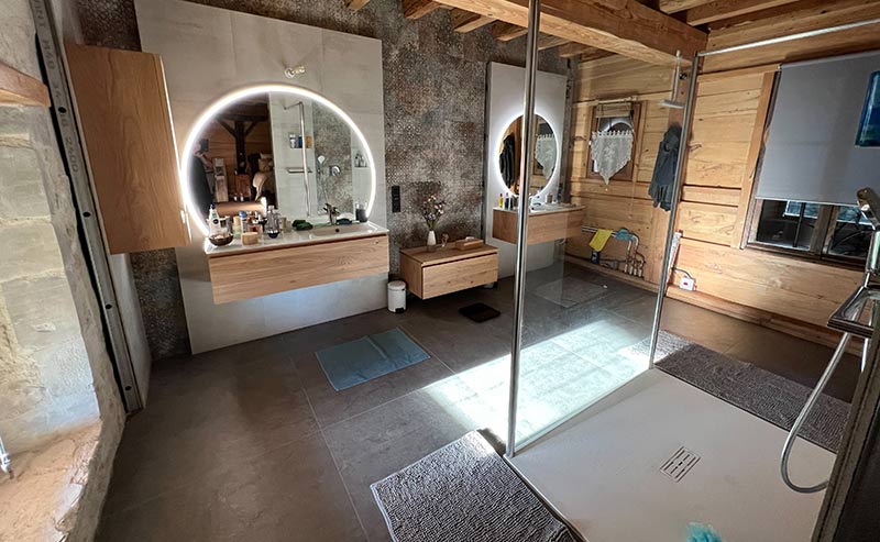 Rénovation salle de bain par le magasin Carrelage et Bain à Annecy