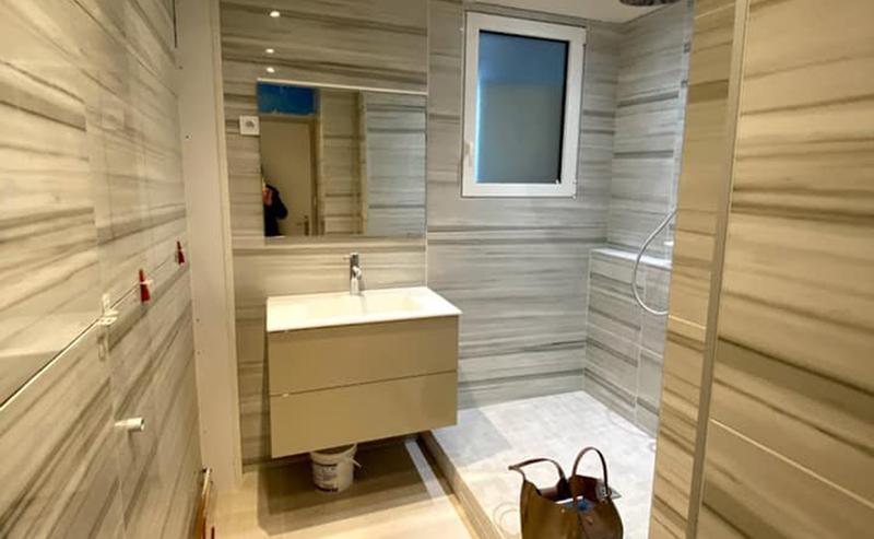 Rénovation salle de bain par Esprit Carrelage à Sainte-Catherine
